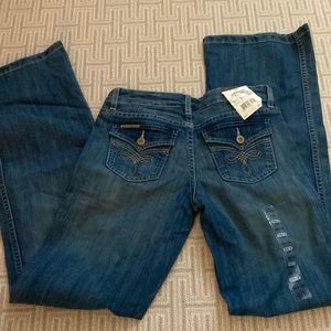 NWT Jordache bell bottoms